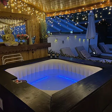 Le Petit Paradis Au Pied Du Monte Blanco,jacuzzi Prive, Rooftop,air De Jeux *