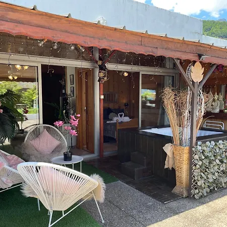 Le Petit Paradis Au Pied Du Monte Blanco,jacuzzi Prive, Rooftop,air De Jeux Sallanches