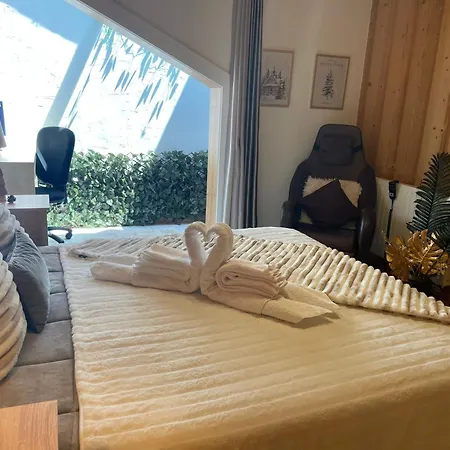 Le Petit Paradis Au Pied Du Monte Blanco,jacuzzi Prive, Rooftop,air De Jeux Apartmán